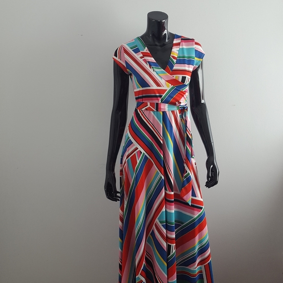 Olivia Matthew's Dress Size S - Picture 1 of 4